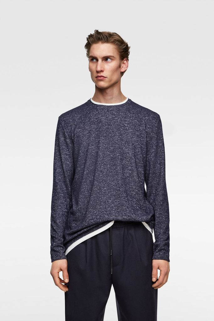 T-SHIRT WITH CONTRAST COLLAR