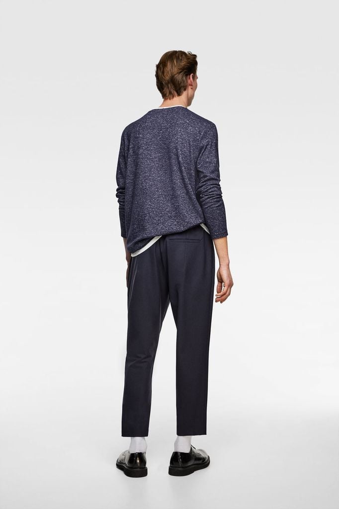 T-SHIRT WITH CONTRAST COLLAR