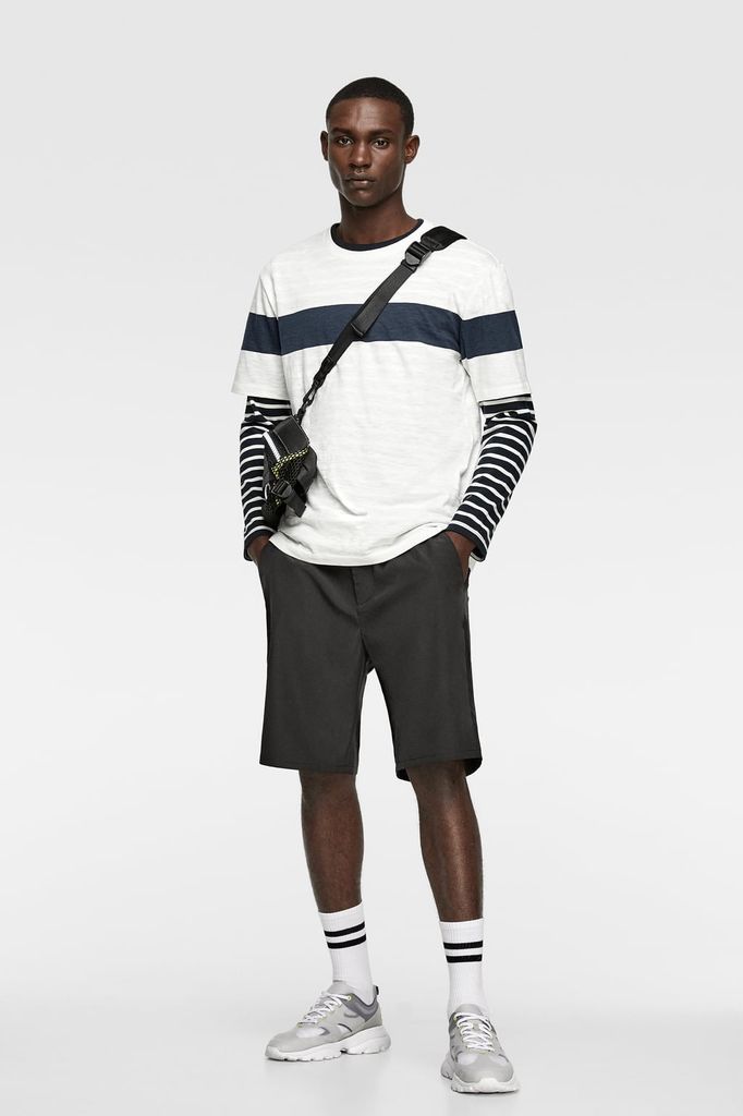 CONTRAST BAND T-SHIRT