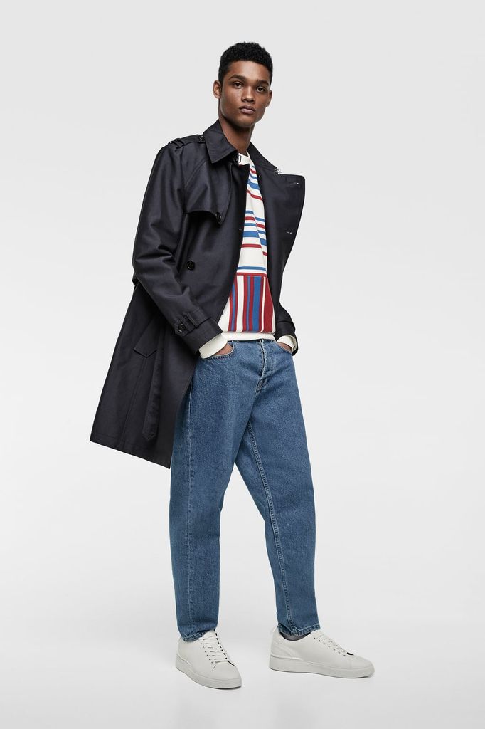 CONTRAST STRIPE SWEATSHIRT