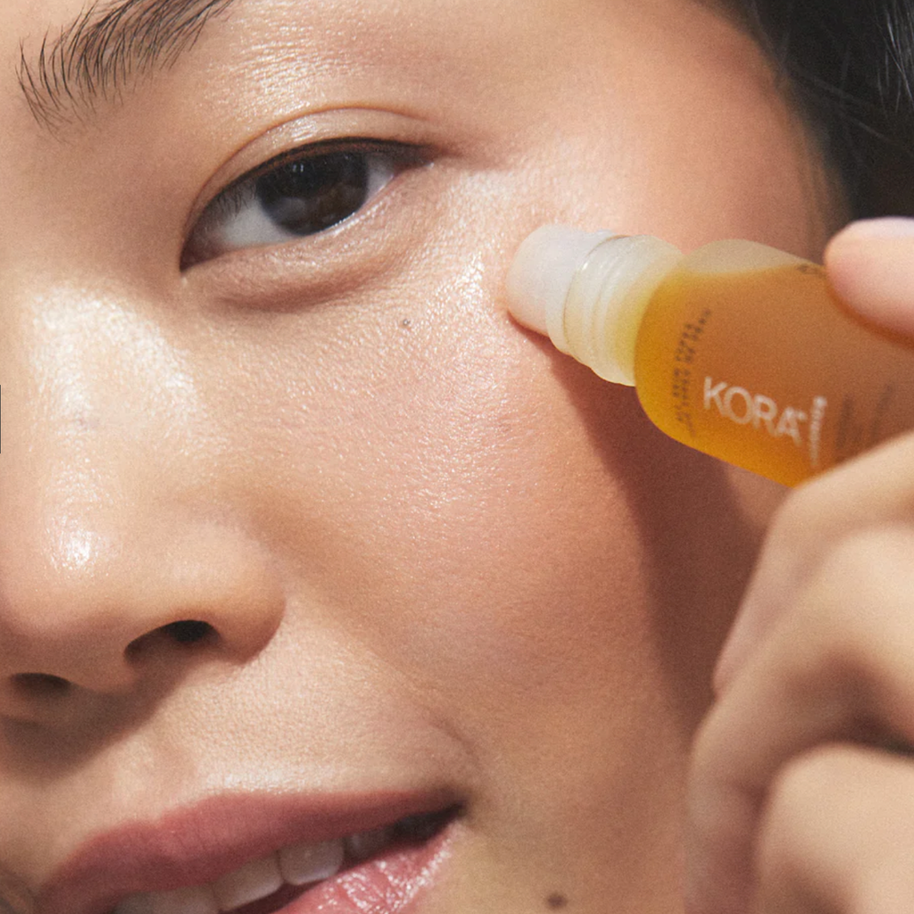 Dầu Dưỡng Mắt KORA Organics Noni Radiant Eye Oil 10ml