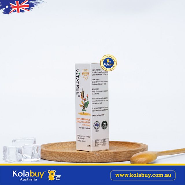 Xịt keo ong Kháng khuẩn Vitatree Super Propolis Spray complex with Honey 30ml