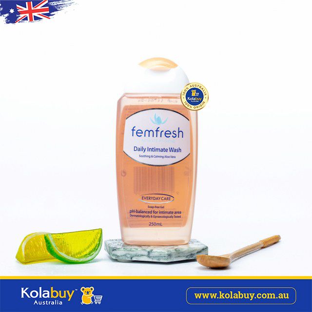 Dung dịch vệ sinh phụ nữ Femfresh Daily Wash 250ml
