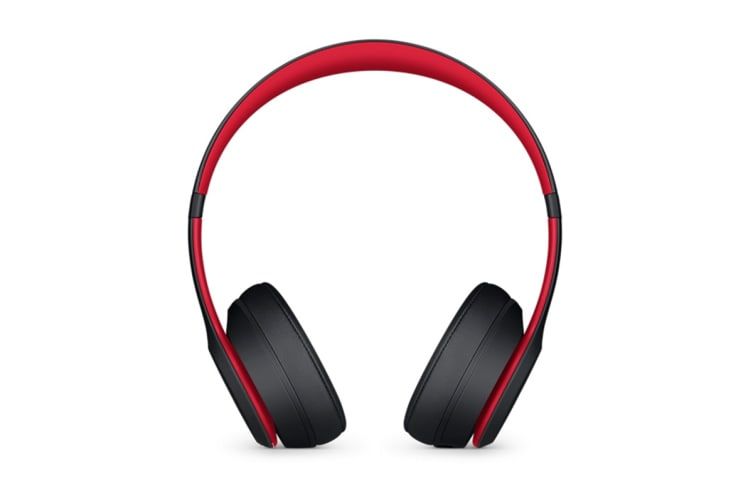 Beats Solo3 Wireless Headphones (Defiant Black-Red)