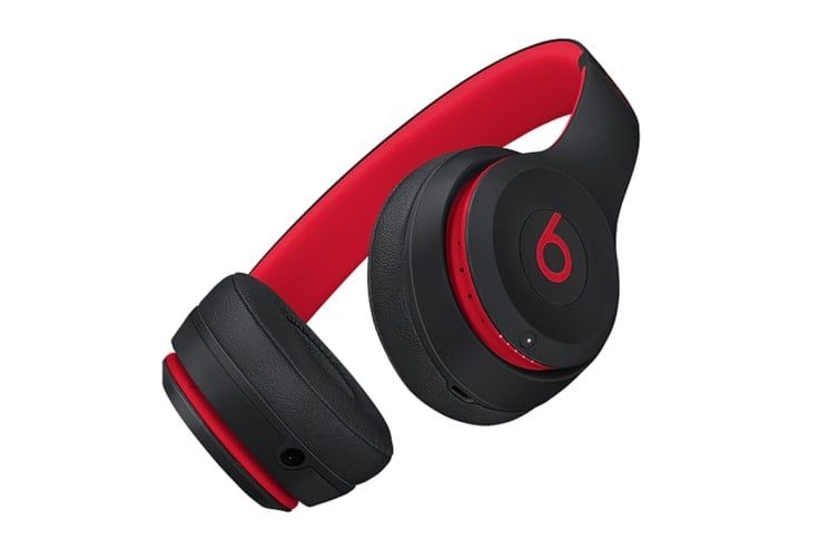 Beats Solo3 Wireless Headphones (Defiant Black-Red)