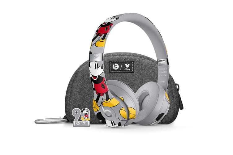 Beats Solo3 Wireless Headphones (Mickey's 90th Anniversary Edition)