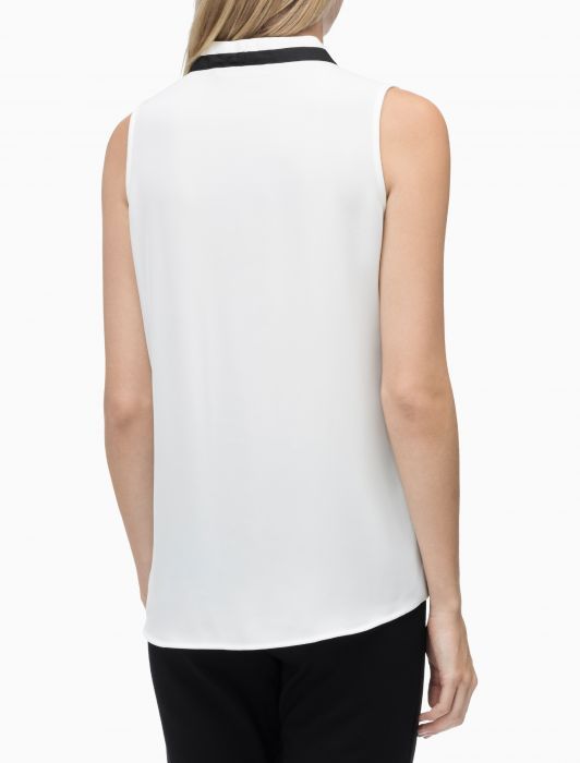 V-NECK TOP WITH CONTRAST