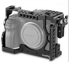 SmallRig 1982B Cage cho Sony a7II/a7RII/a7SII - Thiết kế dành riêng cho máy ảnh Sony | Dùng gắn phụ kiện như đèn , micro , màn hình , bộ chuyển đổi pin