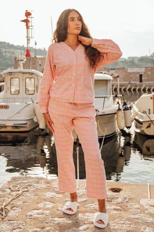  BKD100W41-BỘ DÀI TAY CỔ TIM, CHẤT KATE NỈ ẤM ÁP CHO THU ĐÔNG 