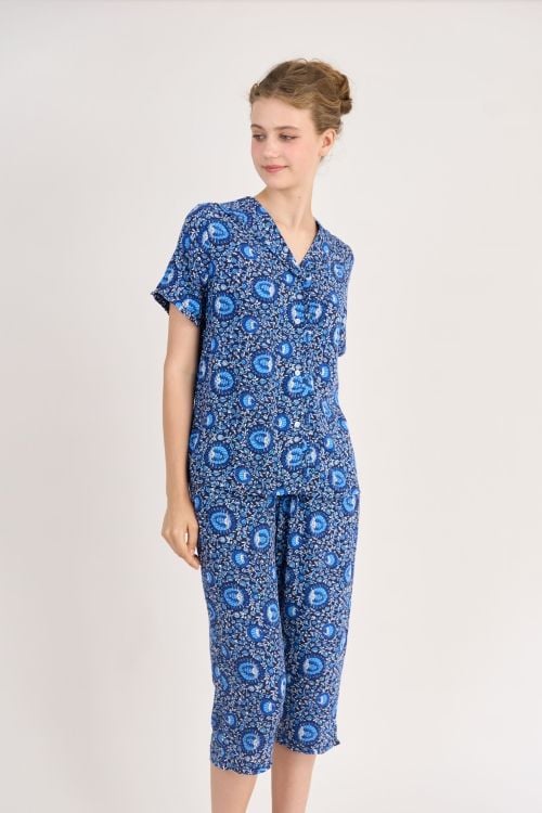  BKL046W32-BỘ TOLE LỬNG VỚI THIẾT KẾ BÈO NHÚN LÁ CỔ DUYÊN DÁNG, CHẤT VẢI MỀM MẠI THOÁNG MÁT GIÚP NGƯỜI MẶC THOẢI MÁI SUỐT CẢ NGÀY. 