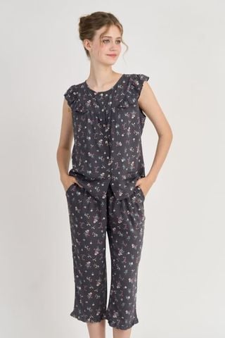  BKL065S31-BỘ TOLE LỬNG VỚI THIẾT KẾ CỔ TRÒN NHÚN BÈO MANG LẠI CẢM GIÁC TRẺ TRUNG VÀ NĂNG ĐỘNG 