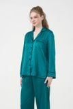  BSD070W41-BỘ SATIN DÀI CAO CẤP CỔ PIJAMA VỚI HỌA TIẾT MÀU XANH CHẤM BI ĐEN MANG NÉT SANG TRỌNG VÀ NỔI BẬT. 