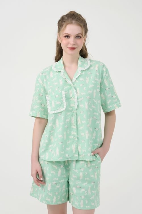  BSK011W44-BỘ KATE SHORT VỚI THIẾT KẾ  CỔ PIJAMA, PHỐI REN TRANG TRÍ NỔI BẬT  MANG LẠI VẺ ĐẸP NHẸ NHÀNG VÀ NỮ TÍNH 