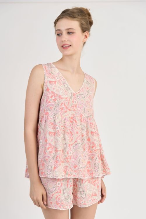  BSK02S5K21-BỘ SHORT TOLE CỔ V VỚI ĐIỂM NHẤN RODE NỔI BẬT MANG ĐẾN CẢM GIÁC TƯƠI MỚI VÀ NGỌT NGÀO. 