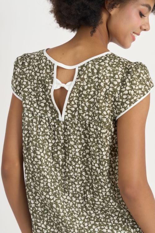  BSK03S5K10-BỘ SHORT KATE VỚI THIẾT KẾ CỔ TRÒN VIỀN NỔI BẬT MANG ĐẾN SỰ NHẸ NHÀNG VÀ NỮ TÍNH 