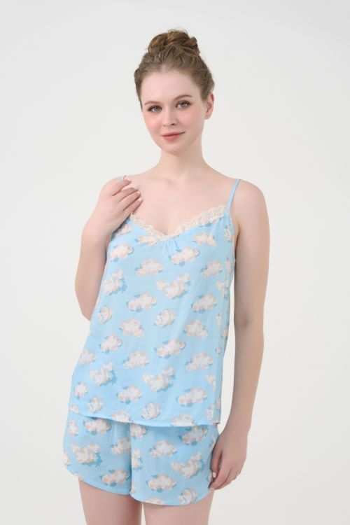  BSK042S31-BỘ TOLE SHORT VỚI THIẾT KẾ 2 DÂY QUYẾN RŨ, ĐIỂM NHẬN REN NỔI BẬT MANG LẠI CẢM GIÁC MỀM MẠI VÀ THOÁNG MÁT. 