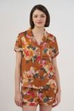  BSS018S45-BỘ SHORT SATIN CỔ PIJAMA VỚI CHẤT LIỆU MỀM MỊN, MÁT MẺ MANG LẠI CẢM GIÁC THOẢI MÁI VÀ SANG TRỌNG KHI MẶC. 