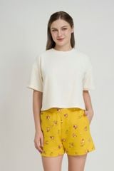BST031W42-BỘ SHORT THUN VỚI THIẾT KẾ ÁO CROPTOP COVERSIZE MANG PHONG CÁCH TRẺ TRUNG VÀ NĂNG ĐỘNG.