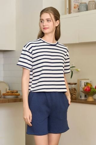  BST080W46-BỘ SHORT THUN VỚI THIẾT KẾ ÁO CROPTOP MANG PHONG CÁCH TRẺ TRUNG VÀ NĂNG ĐỘNG, TẠO CẢM GIÁC THOẢI MÁI KHI MẶC 