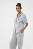  BTD180W42-BỘ THUN DÀI PIJAMA THIẾT KẾ TỪ CHẤT LIỆU THUN CO GIÃN, MỀM MẠI MANG LẠI SỰ THOẢI MÁI KHI MẶC 