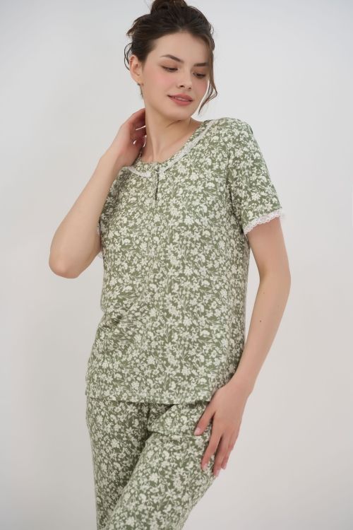  BTL010S52-BỘ THUN LỬNG VỚI THIẾT KẾ CỔ TRÒN ĐIỂM NHẤN REN NỔI BẬT MANG ĐẾN SỰ TRẺ TRUNG, NĂNG ĐỘNG 