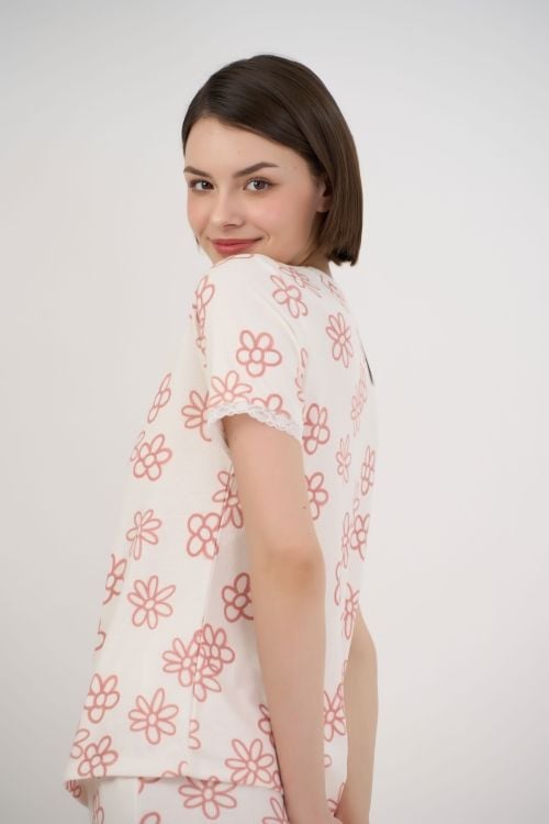  BTL010S53-BỘ THUN LỬNG VỚI THIẾT KẾ CỔ TRÒN ĐIỂM NHẤN REN NỔI BẬT MANG ĐẾN SỰ TRẺ TRUNG, NĂNG ĐỘNG 