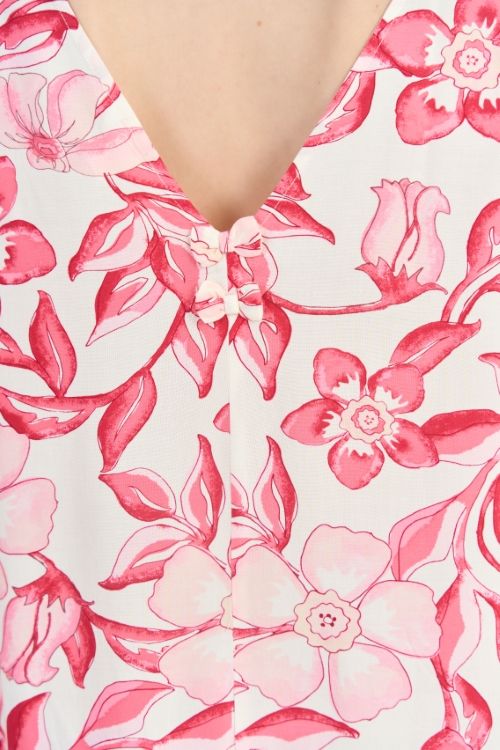  DDK01S5K06-ĐẦM TOLE VỚI THIẾT KẾ CỔ TRÒN TRÊN NỀN VẢI HOA TẠO NÉT DỊU DÀNG, NỮ TÍNH LÀ LỰA CHỌN LÝ TƯỞNG CHO MÙA HÈ 