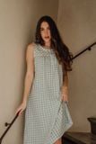  DDK030S51-ĐẦM KATE DÀI THIẾT KẾ CỔ TRÒN VỚI ĐIỂM NHẤN BÈO NỔI BẬT MANG ĐẾN TRẺ TRUNG VÀ DUYÊN DÁNG 