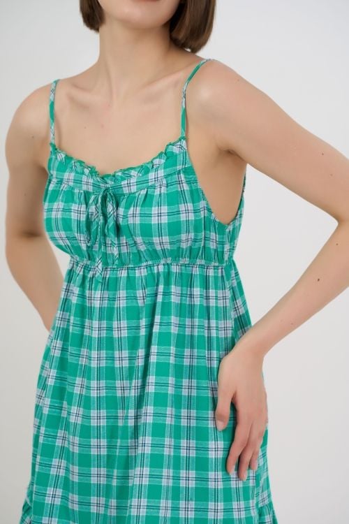  DDK079W73-ĐẦM KATE VỚI THIẾT KẾ 2 DÂY QUYẾN RŨ, MANG LẠI CẢM GIÁC MỀM MẠI VÀ THOÁNG MÁT. 