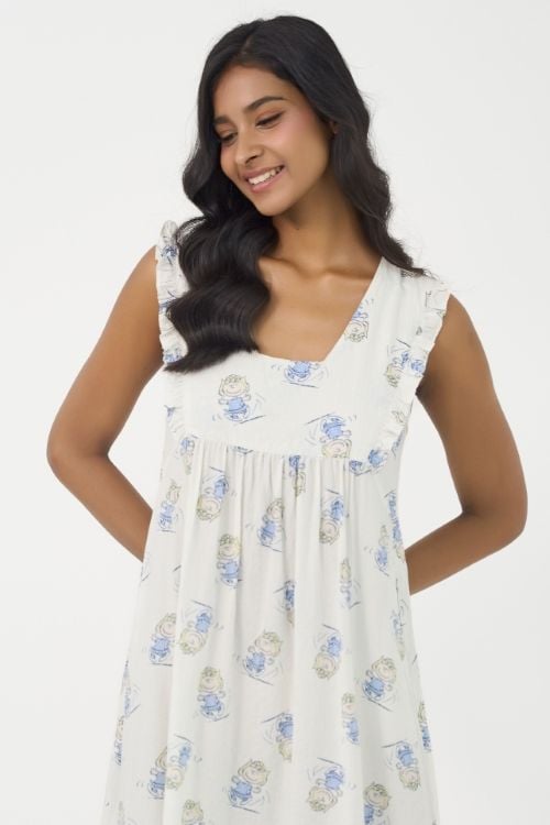  DDK080W41-ĐẦM KATE DÀI THIẾT KẾ CỔ VUÔNG VỚI ĐIỂM NHẤN BÈO NỔI BẬT MANG ĐẾN CẢM GIÁC MỀM MẠI, NHẸ NHÀNG LÀ LỰA CHỌN LÝ TƯỞNG CHO MÙA HÈ 