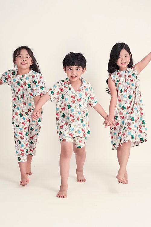  KSK010W41-BỘ PIJAMA SHORT CHẤT KATE , HỌA TIẾT ĐẶC TRƯNG CHO NOEL CHO BÉ 