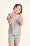  KST013S42-BỘ THUN SHORT MÀU XÁM VỚI NHIỀU HỌA TIẾT XINH XẮN CHO BÉ. 
