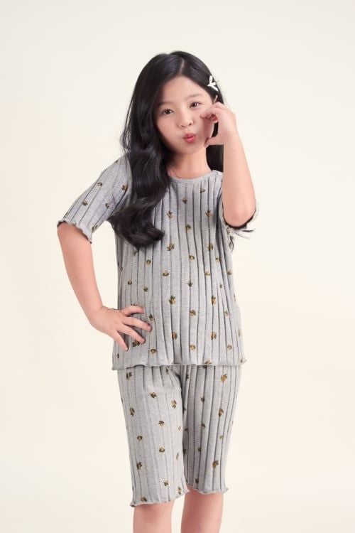  KTL012S44-BỘ THUN LỬNG MÀU XÁM VỚI NHIỀU HỌA TIẾT XINH XẮN CHO BÉ. 