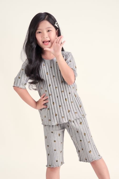  KTL012S44-BỘ THUN LỬNG MÀU XÁM VỚI NHIỀU HỌA TIẾT XINH XẮN CHO BÉ. 