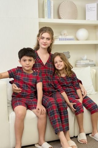  KTL02S5T01-BỘ LỬNG THUN VỚI THIẾT KẾ CỔ TRÒN MANG LẠI SỰ  NĂNG ĐỘNG VÀ THOẢI MÁI CHO BÉ . 