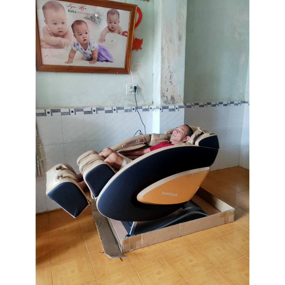 GHẾ MASSAGE TOÀN THÂN DAIKIOSAN DKGM-20002 CÔNG NGHỆ 3D