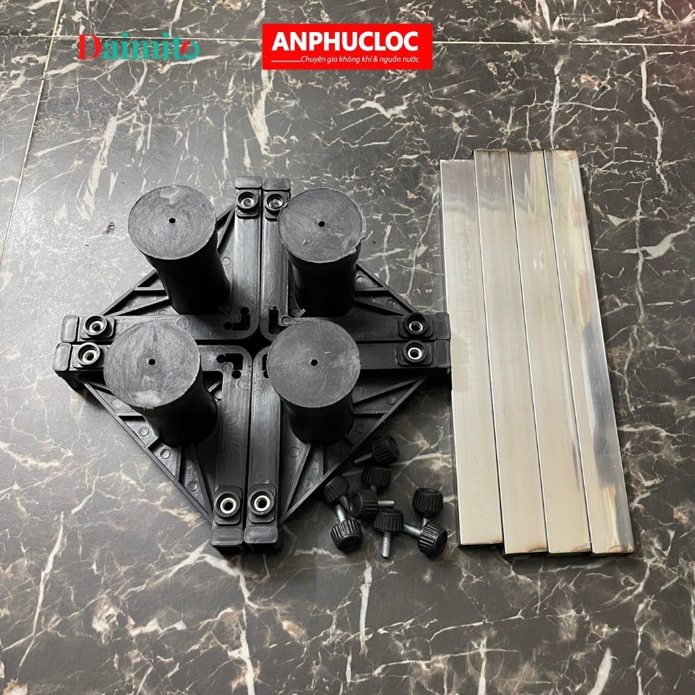 Chân kê máy lọc nước đa năng Daimito DMT-003 chất liệu nhựa + inox dùng cho máy lọc nước ( GIAO NHANH 2H - HCM)