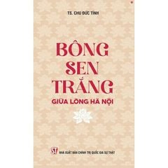 Bông sen trắng giữa lòng Hà Nội