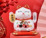 Mèo thần tài vẫy tay năng lượng mặt trời