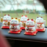 Mèo thần tài vẫy tay năng lượng mặt trời