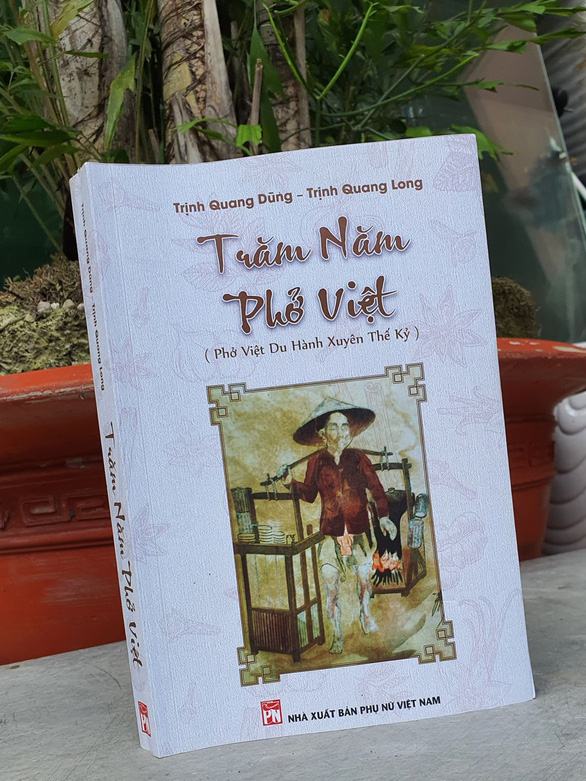 Cá Chép - Trăm năm phở Việt