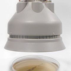 Thermo Scientific™ Oxoid™ Antimicrobial Susceptibility Disk Dispenser