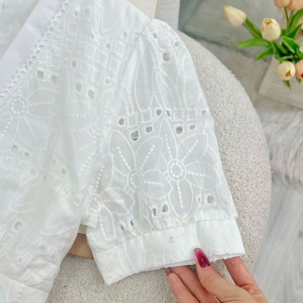 Váy Kate Thêu Cổ V Thiết Kế TuTu Store Phù Hợp Đi Tiệc Đi Chơi Dành Cho Nữ - Mã D839
