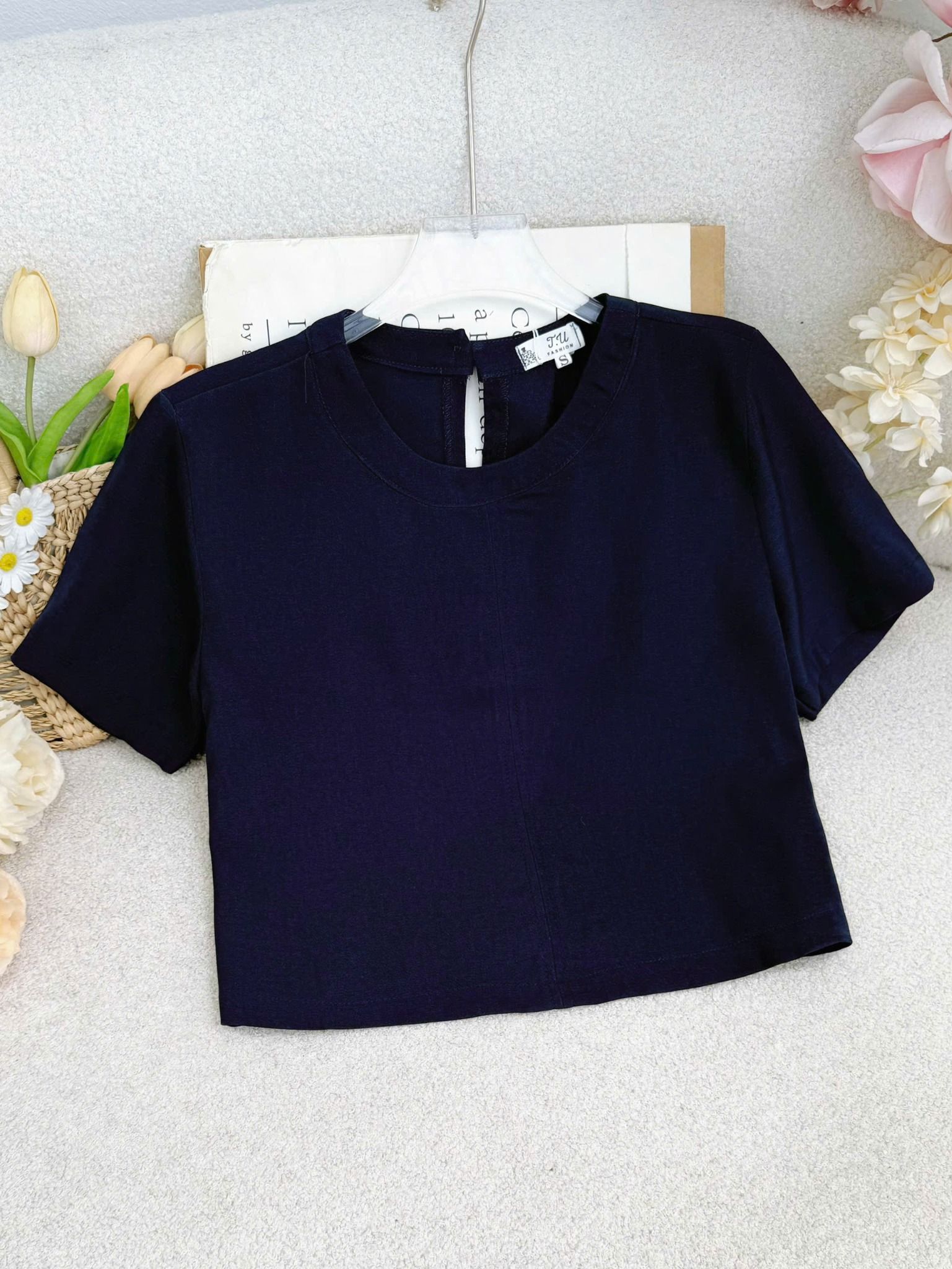 Áo Chéo Nhung Hàn Thiết Kế TuTu Store Phù Hợp Đi Làm Dành Cho Nữ - Mã AS585