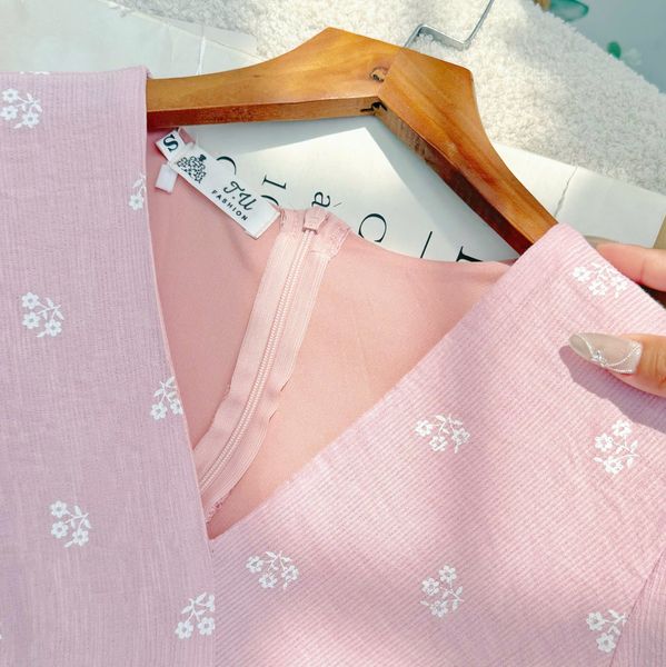 Đầm Tơ Tằm Thiết Kế TuTu Store Phù Hợp Đi Chơi Dành Cho Nữ - Mã D1220