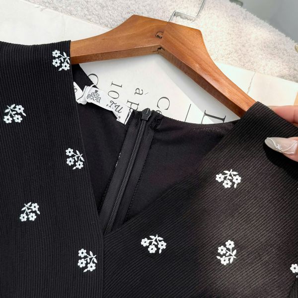Đầm Tơ Tằm Thiết Kế TuTu Store Phù Hợp Đi Chơi Dành Cho Nữ - Mã D1220