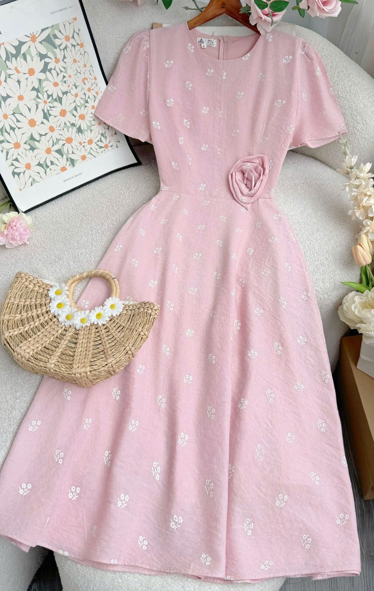 Đầm Tơ Tằm Thiết Kế TuTu Store Phù Hợp Đi Chơi Dành Cho Nữ - Mã D1234