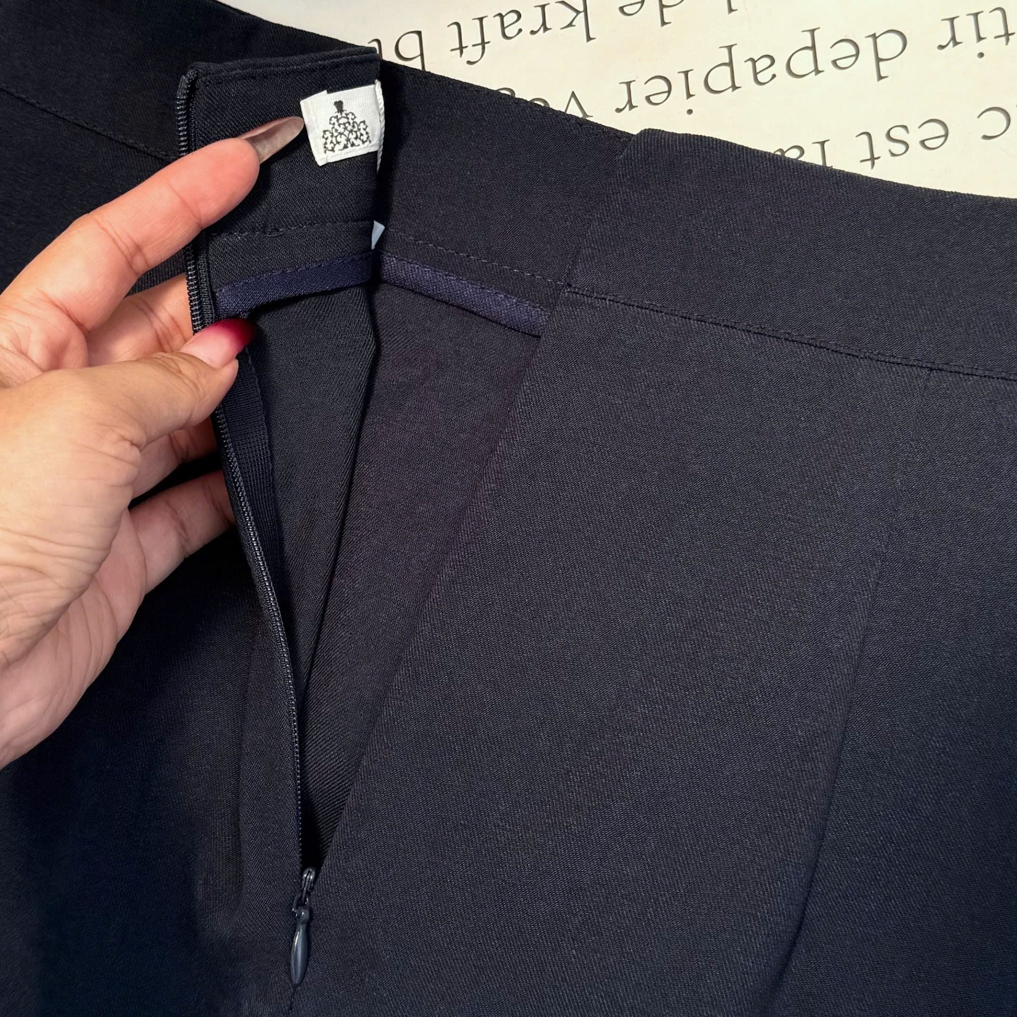 Chân Váy Chéo Nhung Hàn Thiết Kế TuTu Store Phù Hợp Đi Làm Dành Cho Nữ - Mã VS559