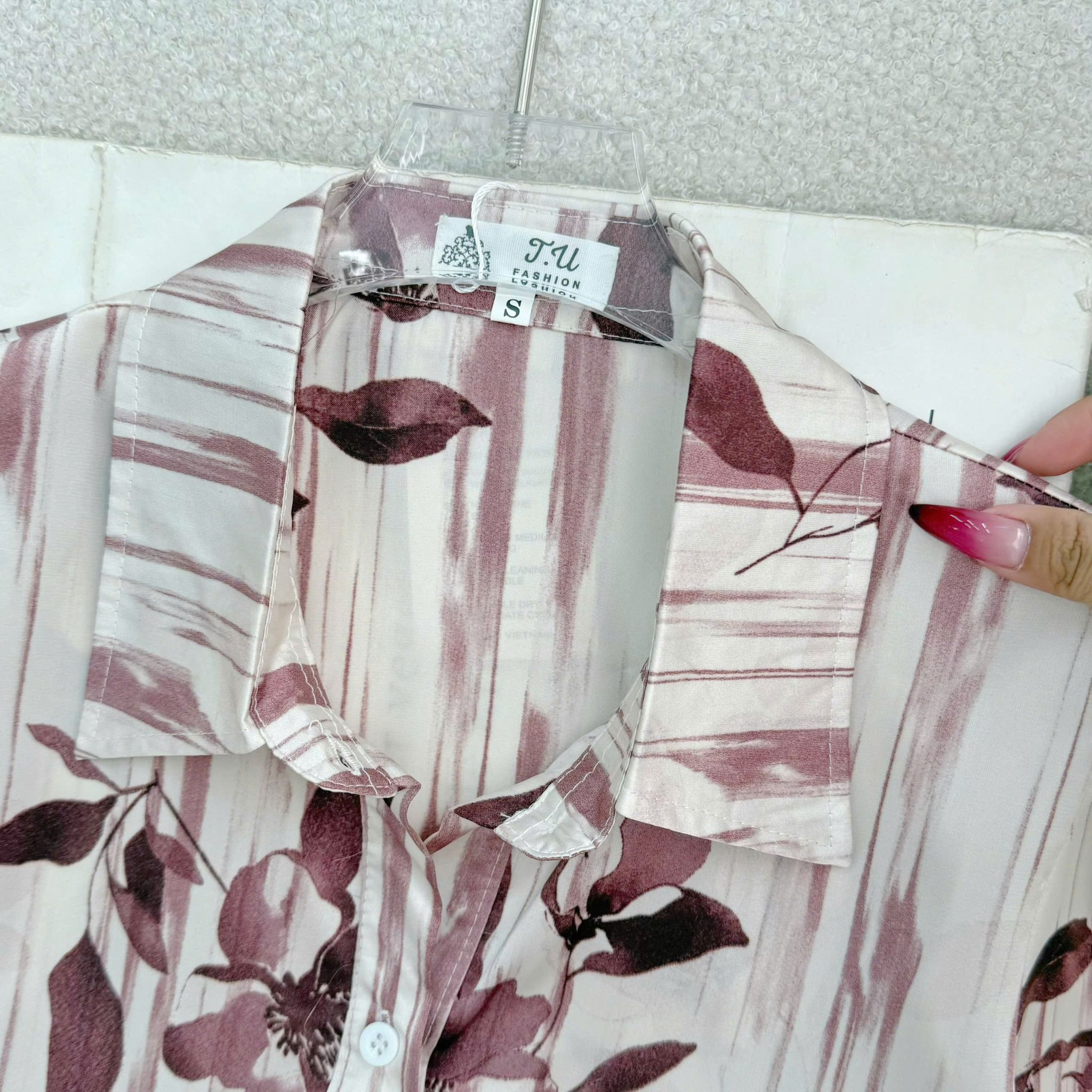 Áo Sơ Mi Cổ Điển Satin Lạnh Phù Hợp Đi Chơi Thiết Kế TuTu Store Dành Cho Nữ -Mã A497