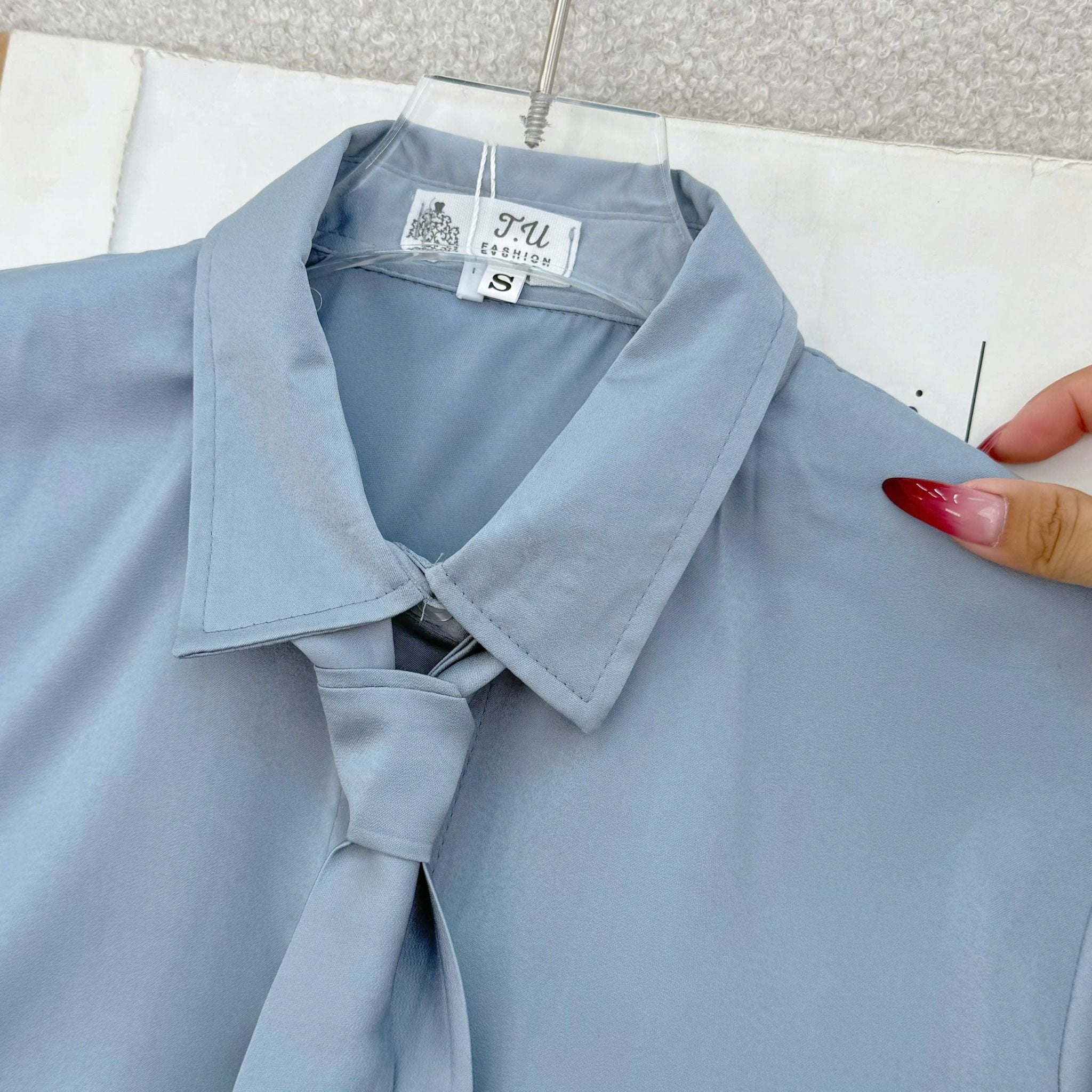 Áo Sơ Mi Lụa Hàn Châu Kèm Cà Vạt Phù Hợp Đi Làm Thiết Kế TuTu Store Dành Cho Nữ - Mã AS558